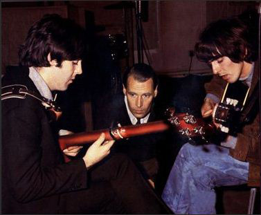 Paul McCartney - capo user.